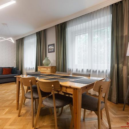 Apartment Nearto Old Town Daszynskiego Street Cracovia Exterior foto