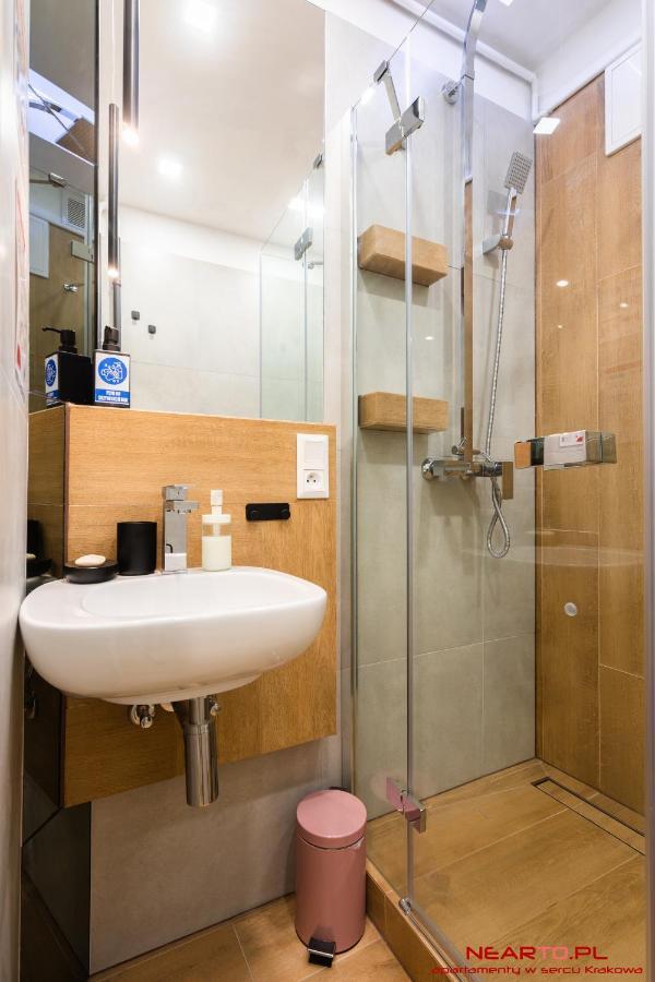 Apartment Nearto Old Town Daszynskiego Street Cracovia Exterior foto